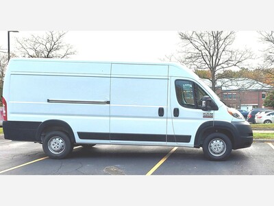 Rochester Hills Public Library purchases a new mini bookmobile
